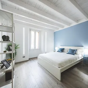Blue Lake Apartment